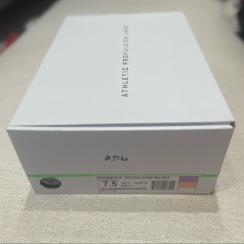 NEW APL Athletic Propulsion Labs Size 7.5 Women’s TechLoom Purple & Neon Peach - Picture 5 of 5